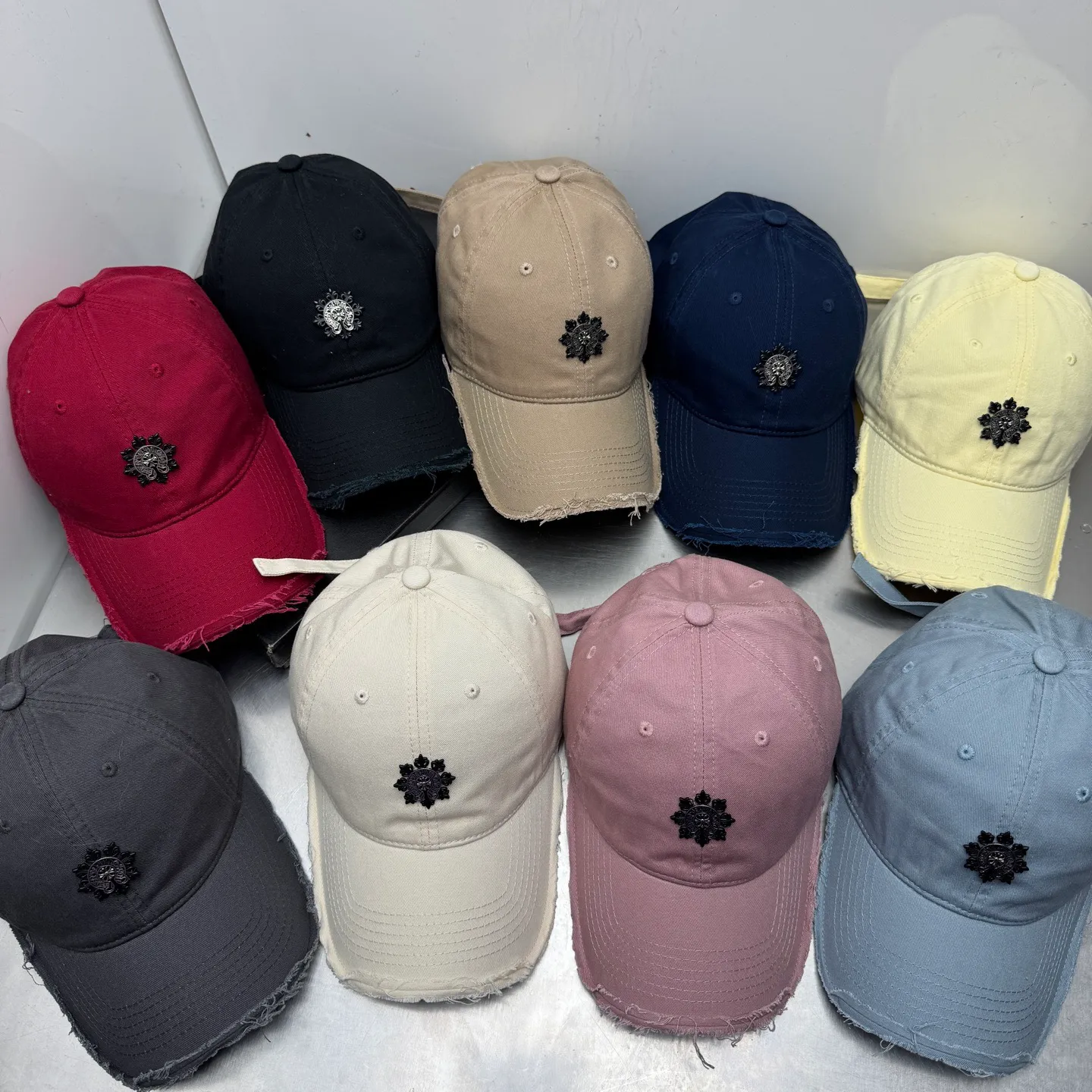 Crow heart fur edge spring and summer baseball cap